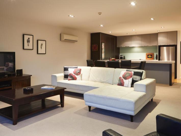 Pohutukawa Apartment Picton Exterior photo